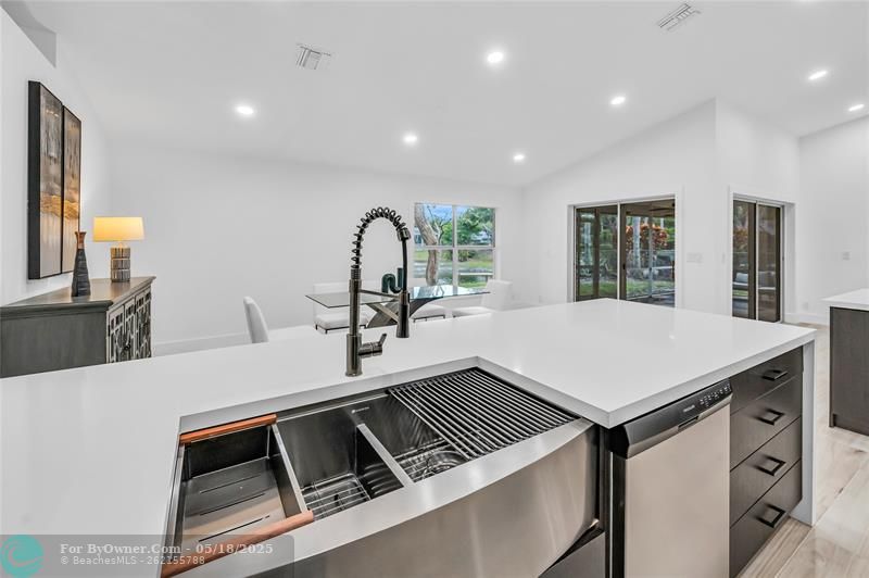 9244 NW 43rd Ct, Coral Springs, Florida image 16
