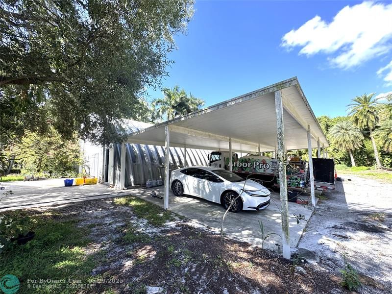 Shed/Carport