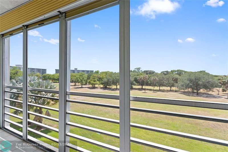 575 Oaks Ln #403, Pompano Beach, Florida image 27