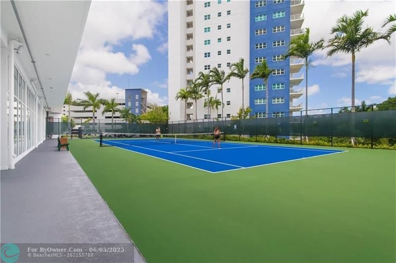 14951 Royal Oaks Ln #1109, North Miami, Florida image 30