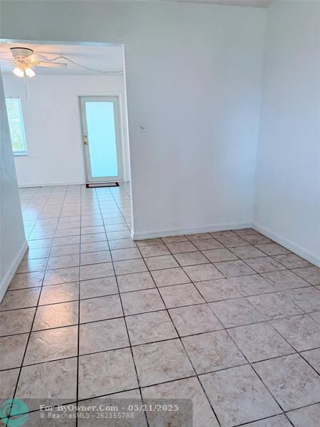 9802 NW 71st St, Tamarac, Florida image 6