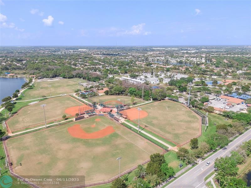 4153 NW 58th Dr, Coconut Creek, Florida image 46
