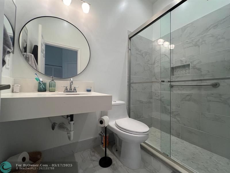 522 Live Oak Ln, Weston, Florida image 13