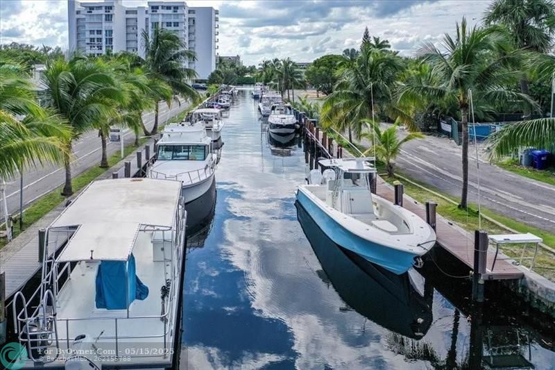 3232 Canal Dr #5, Pompano Beach, Florida image 4