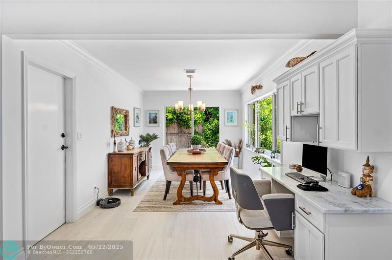office nook off the kitchen