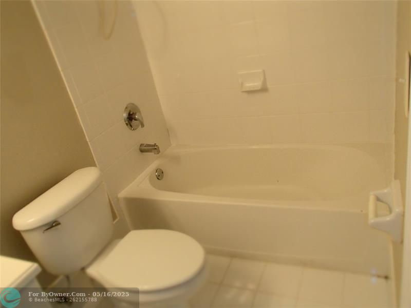 7820 NW 7th St #102, Pembroke Pines, Florida image 17