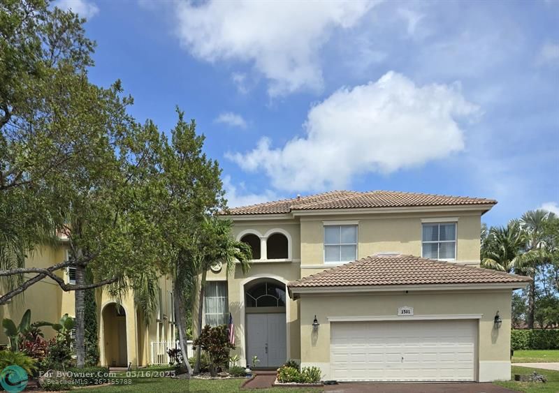 1501 NE 37th Pl, Homestead, Florida image 1