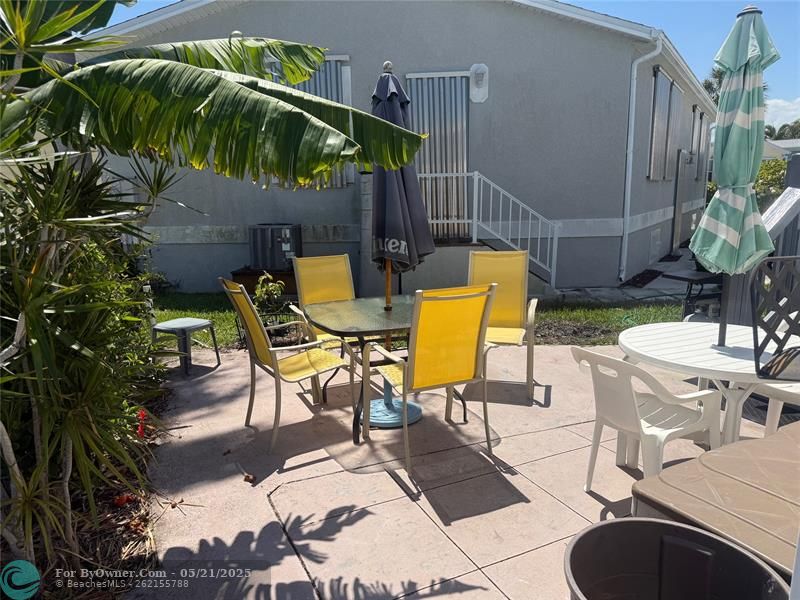 533 Nettles Blvd, Jensen Beach, Florida image 4
