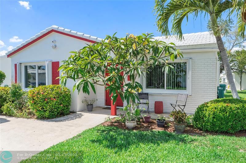 6607 NW 74th Pl, Tamarac, Florida image 1