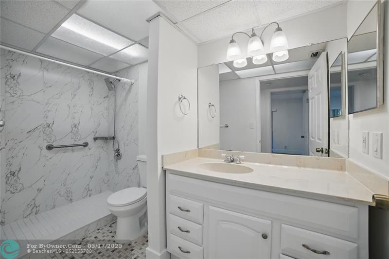 7114 Ashmont Cir #104, Tamarac, Florida image 14