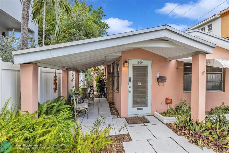 1009 NE 6th St, Fort Lauderdale, Florida image 1
