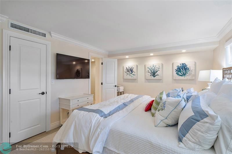 1710 S Ocean Ln #201, Fort Lauderdale, Florida image 19