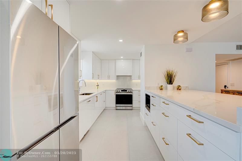 3430 Galt Ocean Dr #1011, Fort Lauderdale, Florida image 10