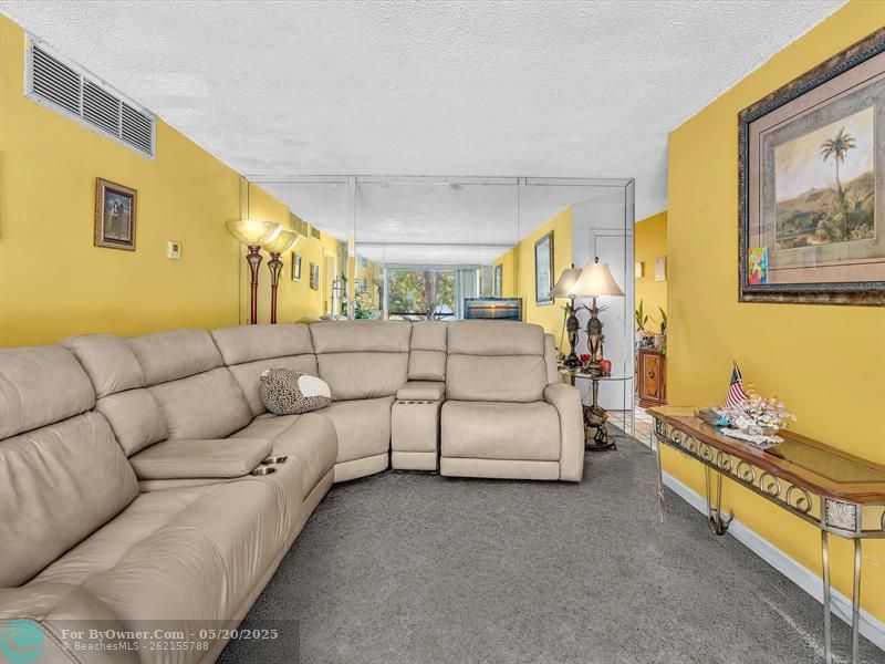5230 NE 6th Ave #24C, Fort Lauderdale, Florida image 12