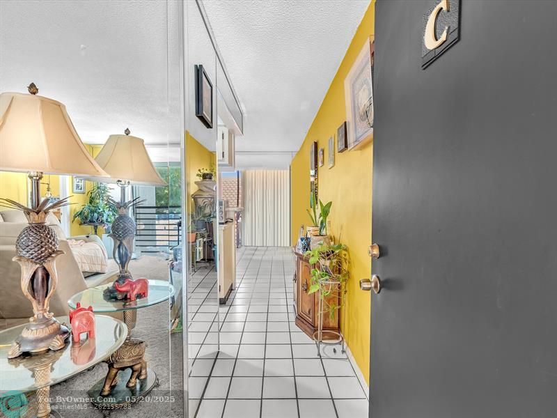 5230 NE 6th Ave #24C, Fort Lauderdale, Florida image 10