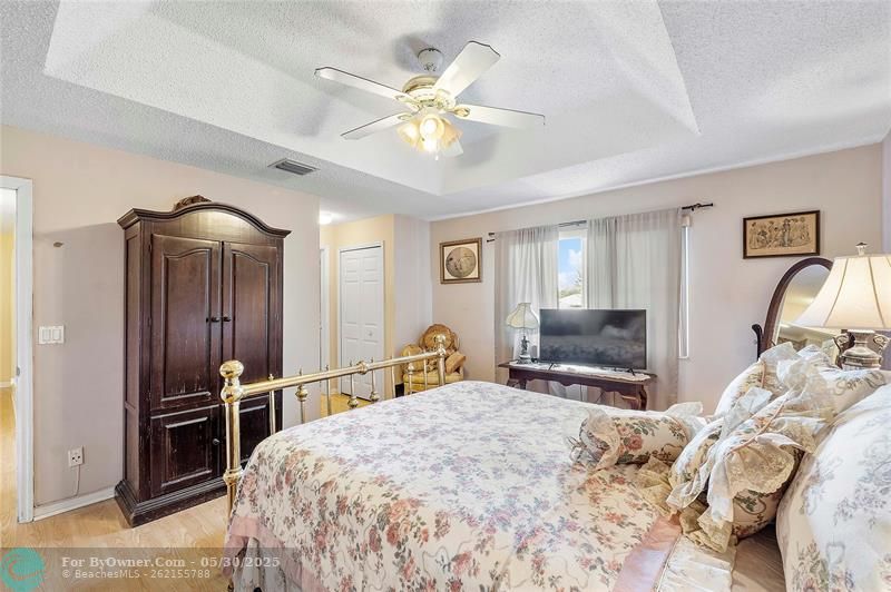466 E Royal Cove Cir, Davie, Florida image 28