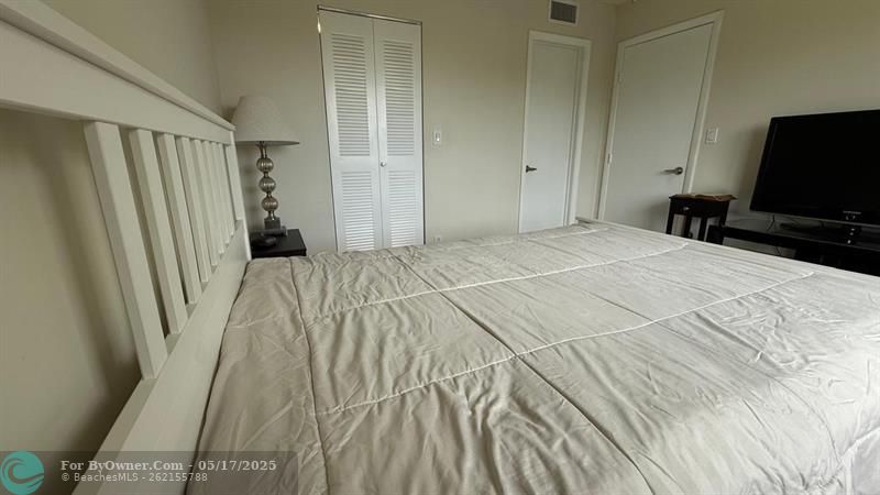 2108 S Cypress Bend Dr #306, Pompano Beach, Florida image 28