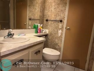 292 NW 54th St, Deerfield Beach, Florida image 18