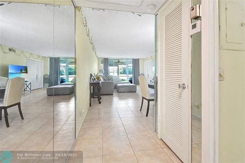 2671 S Course Dr #105, Pompano Beach, Florida image 3