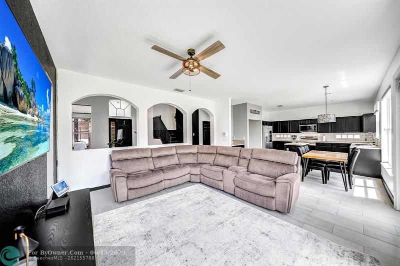1029 Center Stone, Riviera Beach, Florida image 10