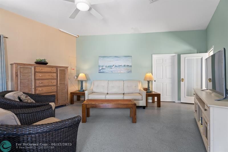 392 Nettles Blvd, Jensen Beach, Florida image 13