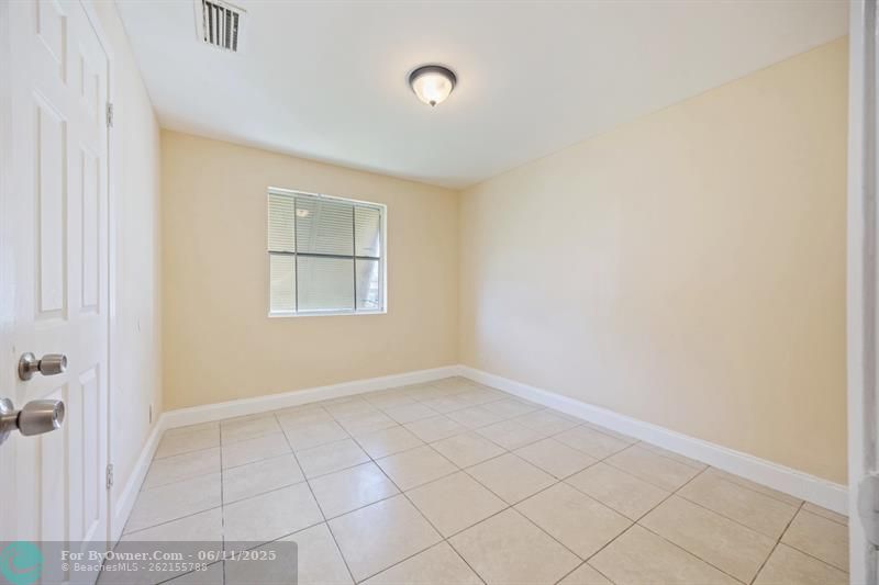 1640 W 11th St, Riviera Beach, Florida image 13