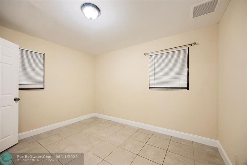 1640 W 11th St, Riviera Beach, Florida image 25