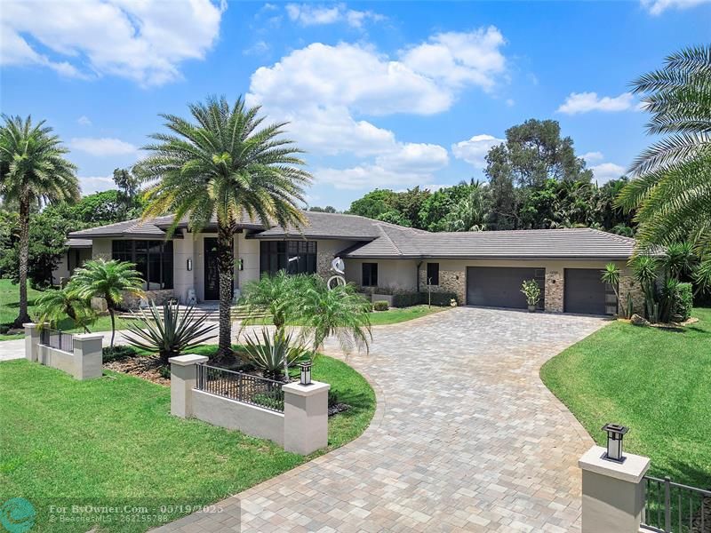 12321 NW 2nd St, Plantation, Florida image 2
