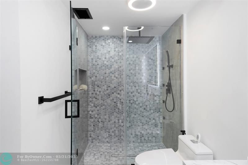 3559 Magellan Cir #326-2, Aventura, Florida image 36