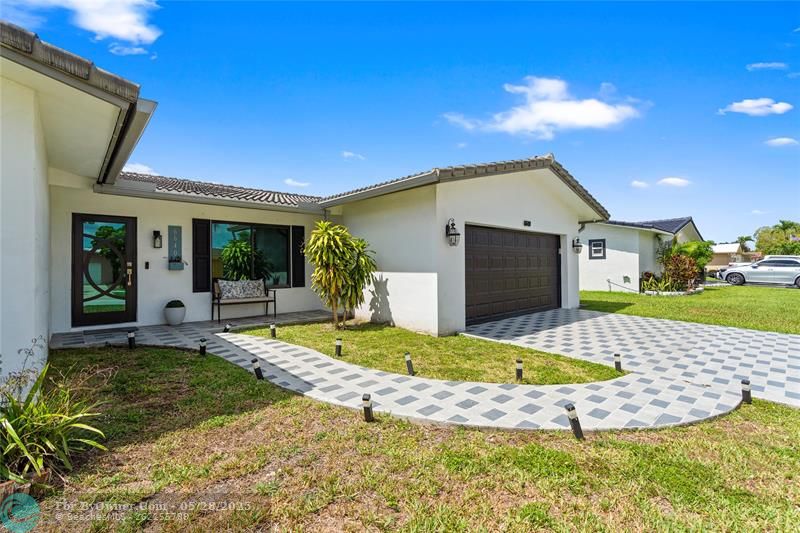 6640 NW 22nd St, Margate, Florida image 3