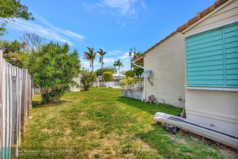 1961 NE 3rd St, Deerfield Beach, Florida image 26
