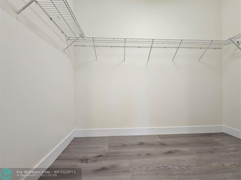 6675 NW 103rd Pkwy, Doral, Florida image 15