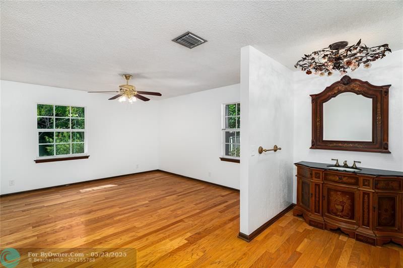 8 NW 24th St, Delray Beach, Florida image 22