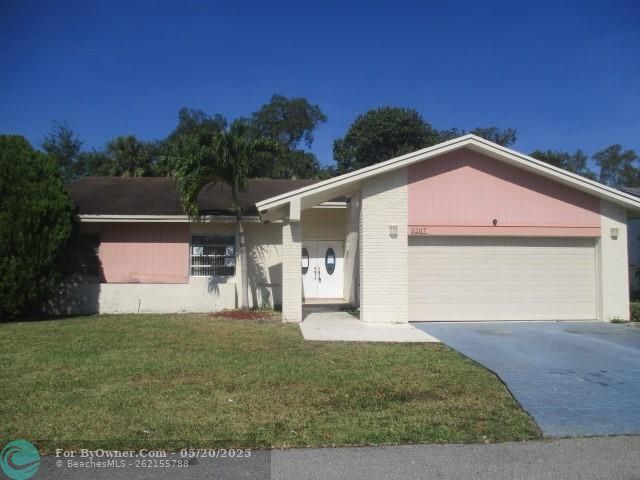 5207 Bayberry Ln, Tamarac, Florida image 2