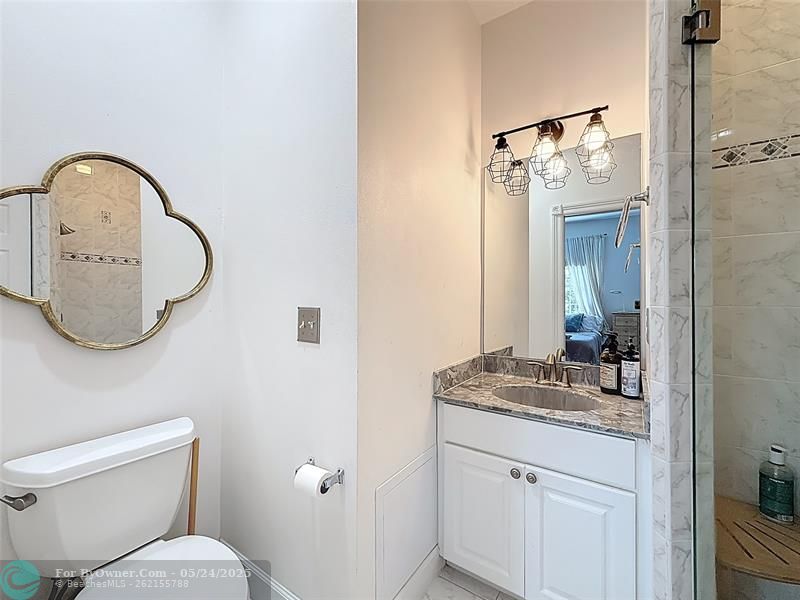 105 NE Charleston Oaks Dr, Port Saint Lucie, Florida image 37