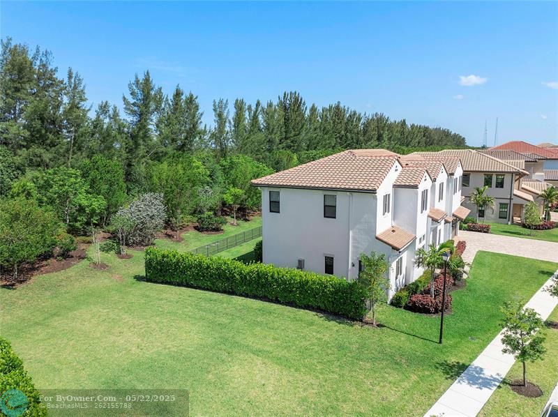 9015 W Parkland Bay Trl, Parkland, Florida image 9