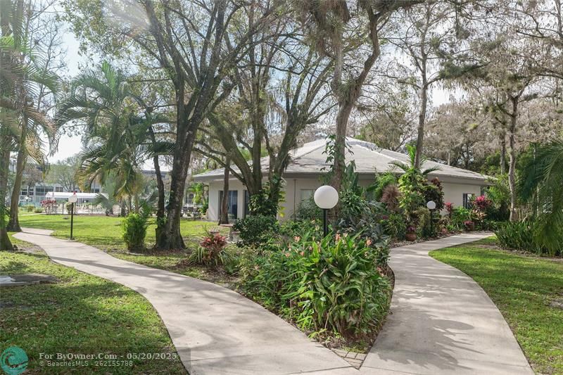 4898 NW 29th Ct #105, Lauderdale Lakes, Florida image 50