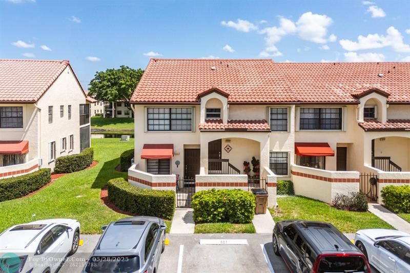 801 Freedom Ct #801, Deerfield Beach, Florida image 2