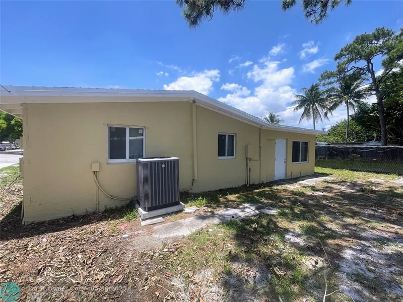 1619 NW 15th Ter, Fort Lauderdale, Florida image 5