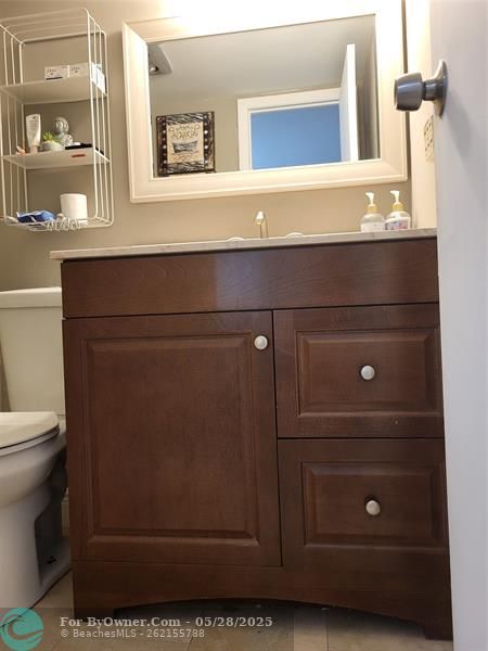 2nd bathroom,Lit up mirror.