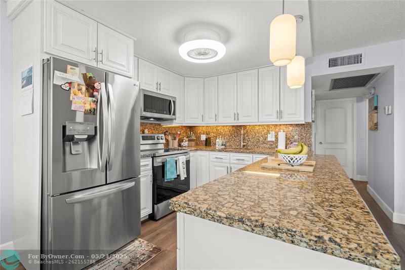 3021 Ellesmere B #3021, Deerfield Beach, Florida image 6