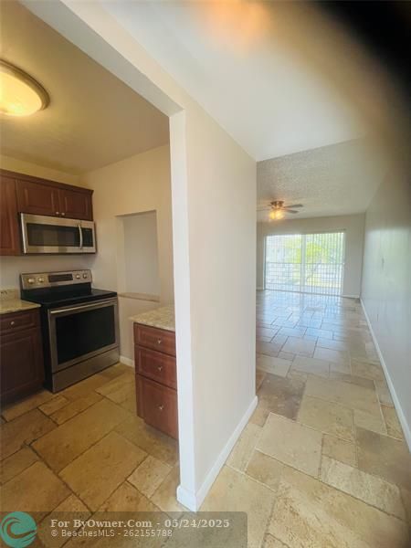8280 Sunrise Lakes Blvd #308, Sunrise, Florida image 5