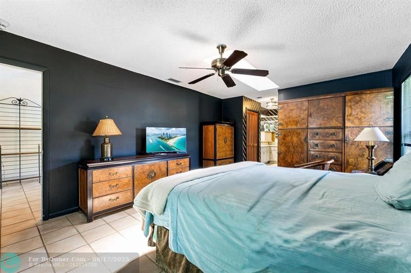 2340 NW 42nd Ave, Coconut Creek, Florida image 27