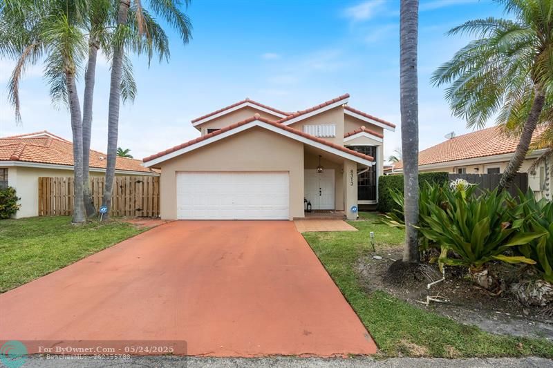 8313 NW 188th Ter, Hialeah, Florida image 3