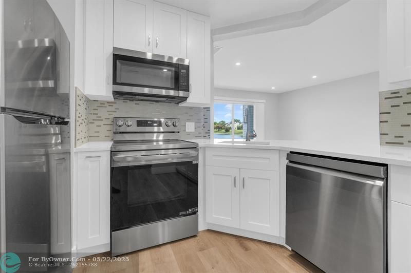 3425 NW 44th St #105, Lauderdale Lakes, Florida image 4