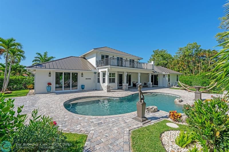 15995 Meadow Wood Drive, Wellington, Florida image 11
