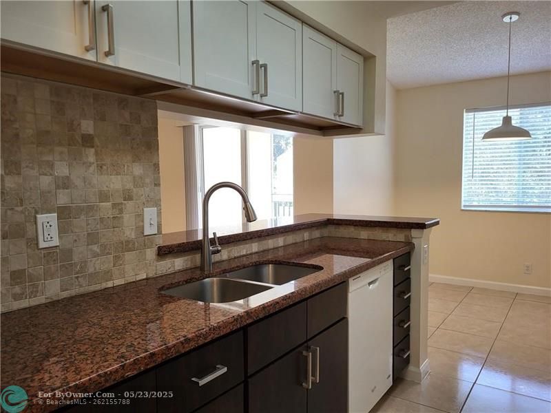 9901 Westview Dr #323, Coral Springs, Florida image 4