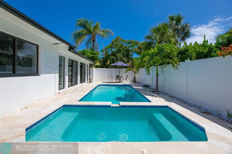 3208 Dow St, Pompano Beach, Florida image 19