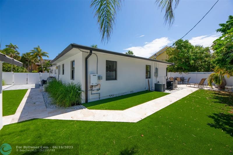 3208 Dow St, Pompano Beach, Florida image 25