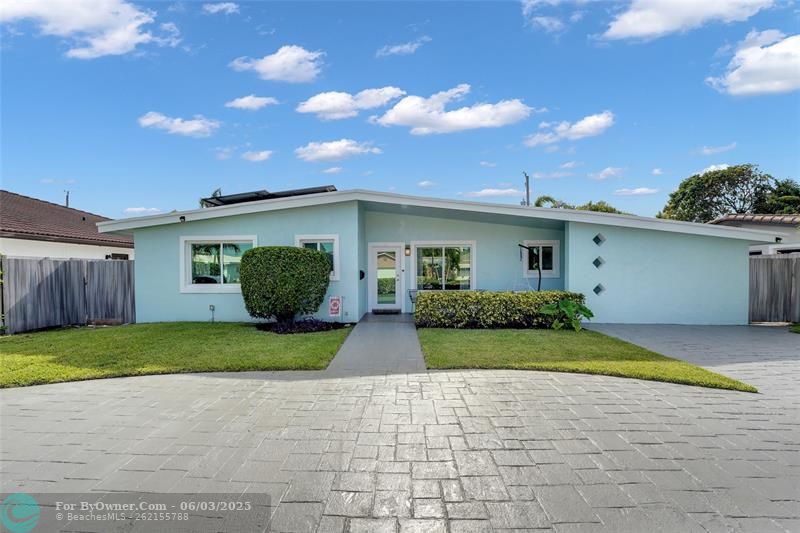 17 SE 9th Ave, Deerfield Beach, Florida image 2